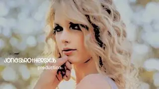 Taylor Swift ; Well my first kiss... [ MY COLLAB PART xXMyFirstKissXx ]