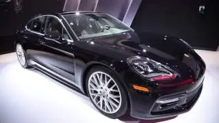 2017 Porsche Panamera and Panamera Executive First Look - 2016 LA Auto Show