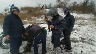 Мотоцикл Днепр - Урал по бездорожью ЛУГАНСКА.