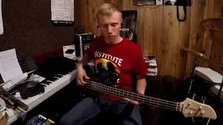 Ozzy Osbourne - Crazy Train (Bass Cover)