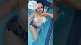 🔴 BERENANG DULU GUYS PAKE BIKINI PUTINGNYA SAMPE KELIATAN😍