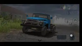 TRUCK MEMBAWA KAYU MELALUI JALAN BERLUMPUR 