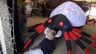 Unboxing New 8 Foot Spider w/Kaleidoscope Lights Halloween Inflatable Blow Up!