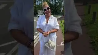 Ghenia Michel Officiel de retour à Paris