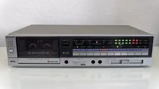 Detailed look at the 1983 Sharp RT-350 Autoreverse cassette deck