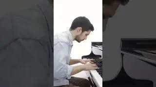 This #piano piece by Einaudi was requested too many times... here we go! ☁️ #shorts