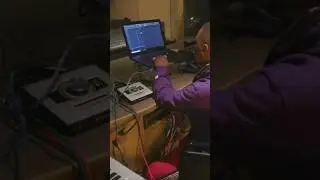 Hit-Boy choppin up a sample 🔥 #producerlife #producer #beatmaker