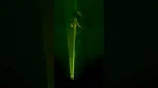 ✨🔊 Неймовірне лазер шоу: Дівчина керує лазерними променями на весіллі ч.4 