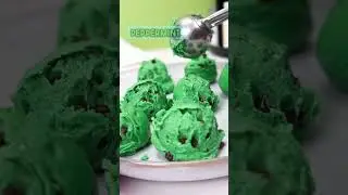 No bake cookie dough - Mint Chocolate Chip Style! #easydessert #nobake