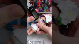 кукла глотает и плюёт 😳 