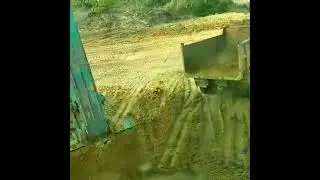 kelakuan nakal operator exca kerjai sopir DT ngakak!!!!