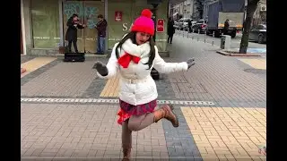 Sofia Street Tour of Vitoshka & City Center with Tsetsi. Цеци на ул. Витошка в София.