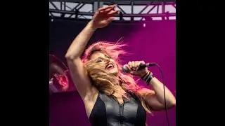 Starlette's Web with Stephanie Varone I Hate Myself For Loving You - Joan Jett