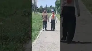 Дауны забайтили уйти с уроков