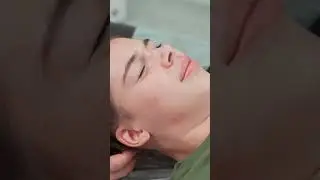 Neck cracking for student Lisa 