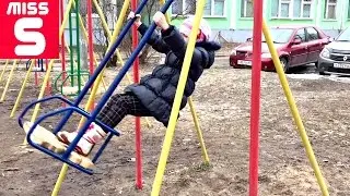 ✔ Катаюсь на Качелях | Детская Площадка Тверь