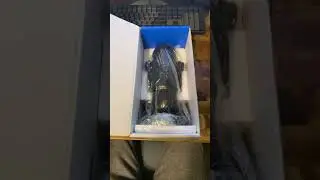 Blue Yeti Microphone Unboxing