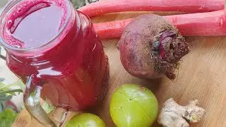 5 मिनट के अंदर बन जाने वाला जूस | Carrot-Beetroot-Amla Juice | Make  Fresh Vegetable Juice at home