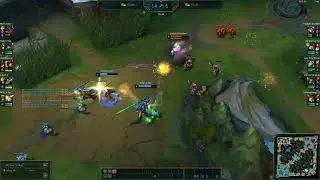 Aatrox bổ bổ bổ