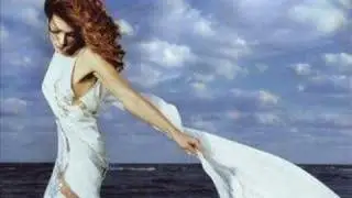 Mylène Farmer - devant soi