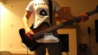 Queens Of The Stone Age - The Lost Art Of Keeping A Secret (Bass Cover)