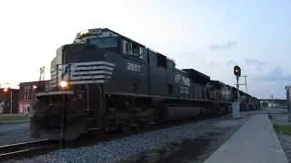 Horn Show / Shave And A Haircut Train Horn Compilation