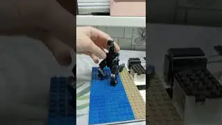 Годзилла из Лего