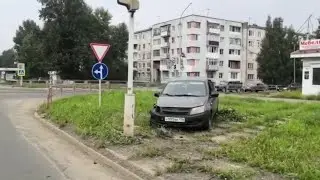 В Усть-Илимске пьяный водитель врезался в светофор