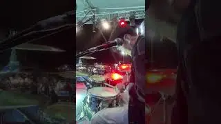 Soloing on the drums at the Türkiye Kpop concert🥁