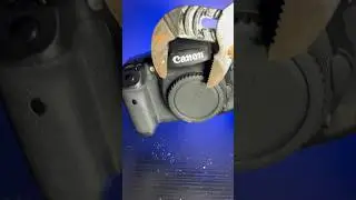 ⚠️ Trigger warning. #satisfyingsounds #camera #vs #pliers #asmr #notaphotographyhack