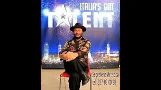 CASANOVA 70- Brano di Antonio Buonomo- Cantata da MARIO RENZI