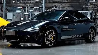 2025 Xiaomi SU7 - JUMP and 360° Turn! (Very Hi-Tech Features)