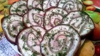 Рулет из сала в луковой шелухе