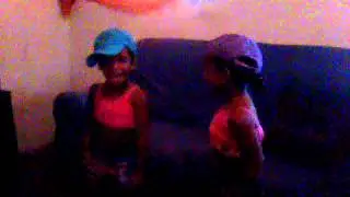 Mini funkeiras gemeas