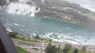On the Skylon Tower to Niagara Falls