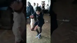 Маленькая цыганочка танцует цыганочку