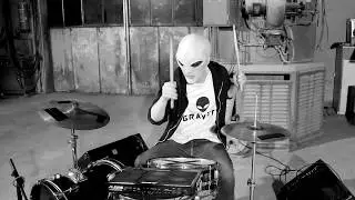 An alien playing Drums (GRAViiTY - Union Youth)