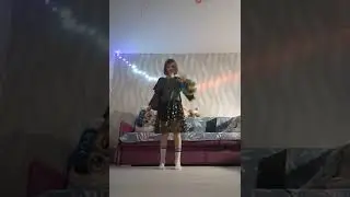 понюхайте пятку😂😂😂😂😂😂