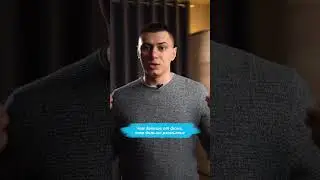 Чем дальше от фона, тем больше размытие.