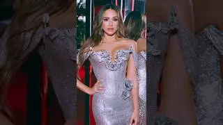 #VFOscars Look #1 🩶