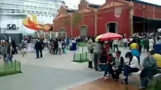Chegando de VLT ao Boulevard Olímpíco da Praça Mauá (Ago/2016)