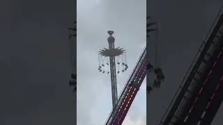 ¡Pánico total en Six Flags! 🎢🌧️ Una intensa lluvia paralizó el juego mecánico 'Supergirl',