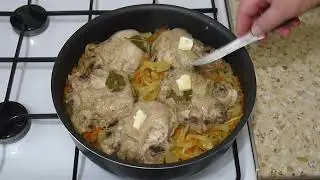Самый дешевый вариант! Капуста с курицей в духовке.
