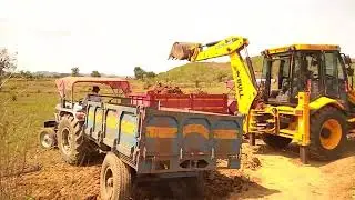 Jcb 3dx Backhoe Loader Machine Loading Red Soil In Eicher Tractor, Swaraj Tractor | Jcb and Tractor
