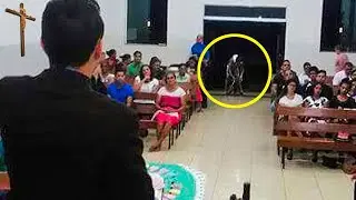 СТРАННЫЕ И НЕОБЪЯСНИМЫЕ ВЕЩИ СНЯТЫЕ НА КАМЕРУ В ЦЕРКВИ