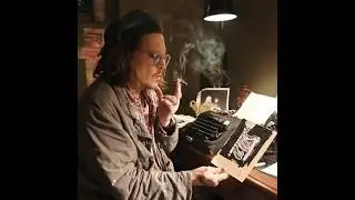 A special guest at Johnny Depp's art exhibition