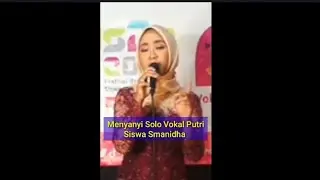Menyanyi Solo Vokal Putri (1) Siswa Smanidha 