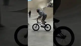 Стример Бемер в крытом