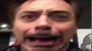 Robert Downey Jr. farting | дауни младший, тони старк, железный человек пёрнул