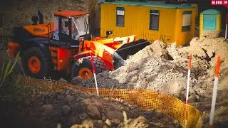 Fascinating Realistic RC Construction Site Action! Excavators, Dozer, Loader, Trucks and more !